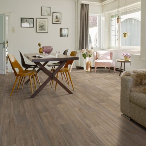 queens-havana-mid-oak-roomset